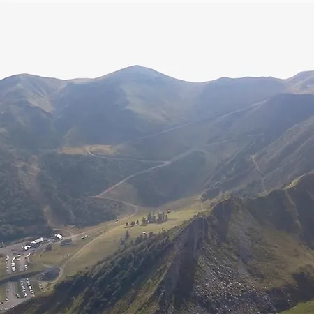 F2 Bis Au Mont-dore Avec Parking Proche Thermes - Fr-1-415-162 Appartement *